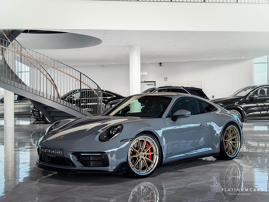 Porsche 992 992 GTS / Lyft / HRE / 18-vägs / BOSE / Sv.såld