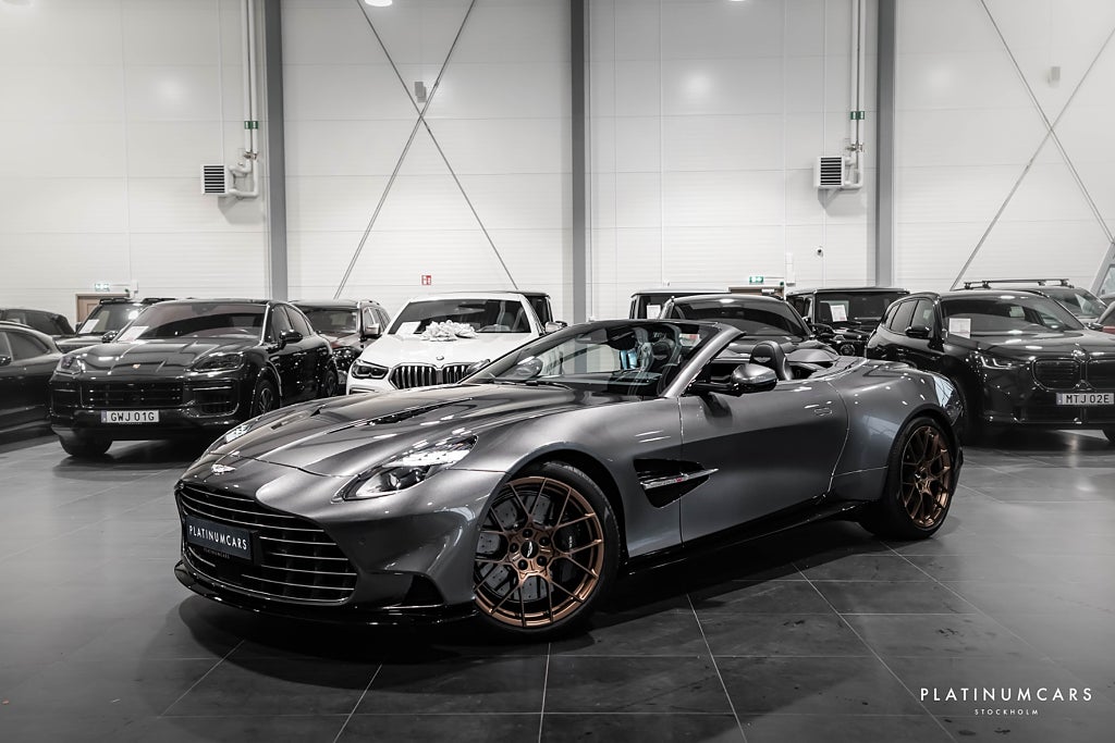 Aston Martin Vanquish Volante V12 835hk 2026