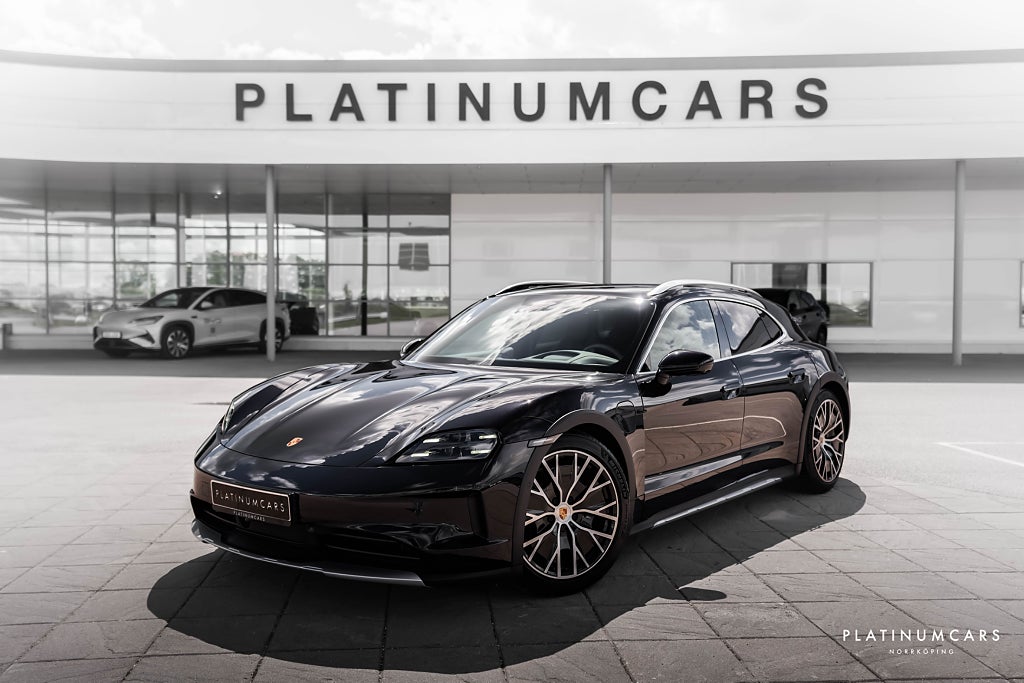 Porsche Taycan 4S Cross Turismo 2025 / BOSE / HUD / Pano / Nypris 2mil