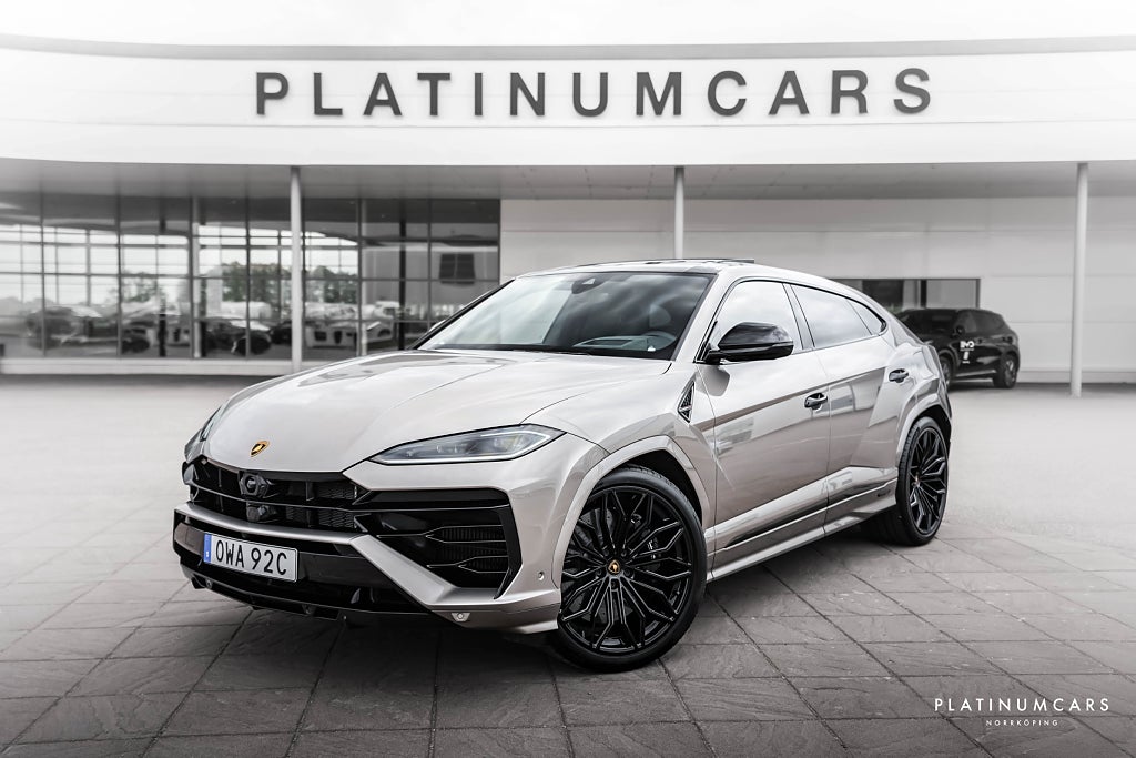 Lamborghini Urus SE 800hk / Ad Personam / LEASEBAR / Akrapovic