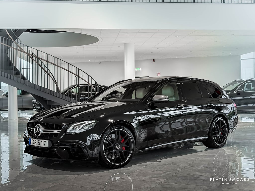Mercedes-Benz E 63 AMG S T 4MATIC+ 612hk / Sv.såld / Performance / Kolfiber