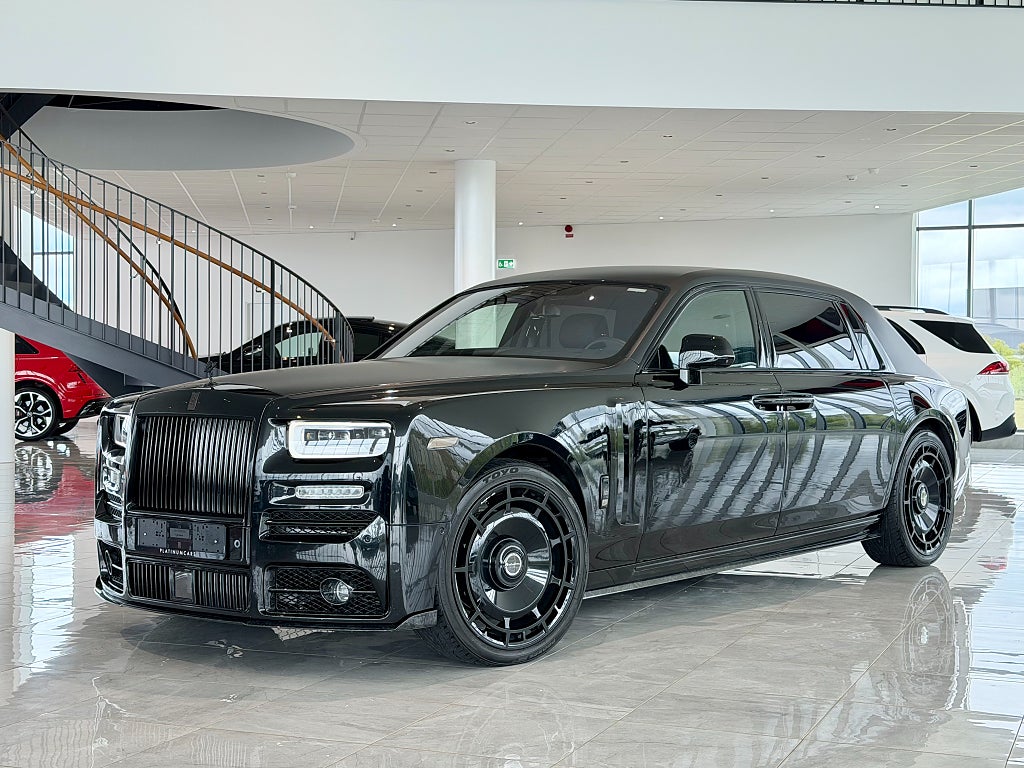 Rolls-Royce Phantom V12 571hk Extended Wheelbase / MANSORY / Carbon