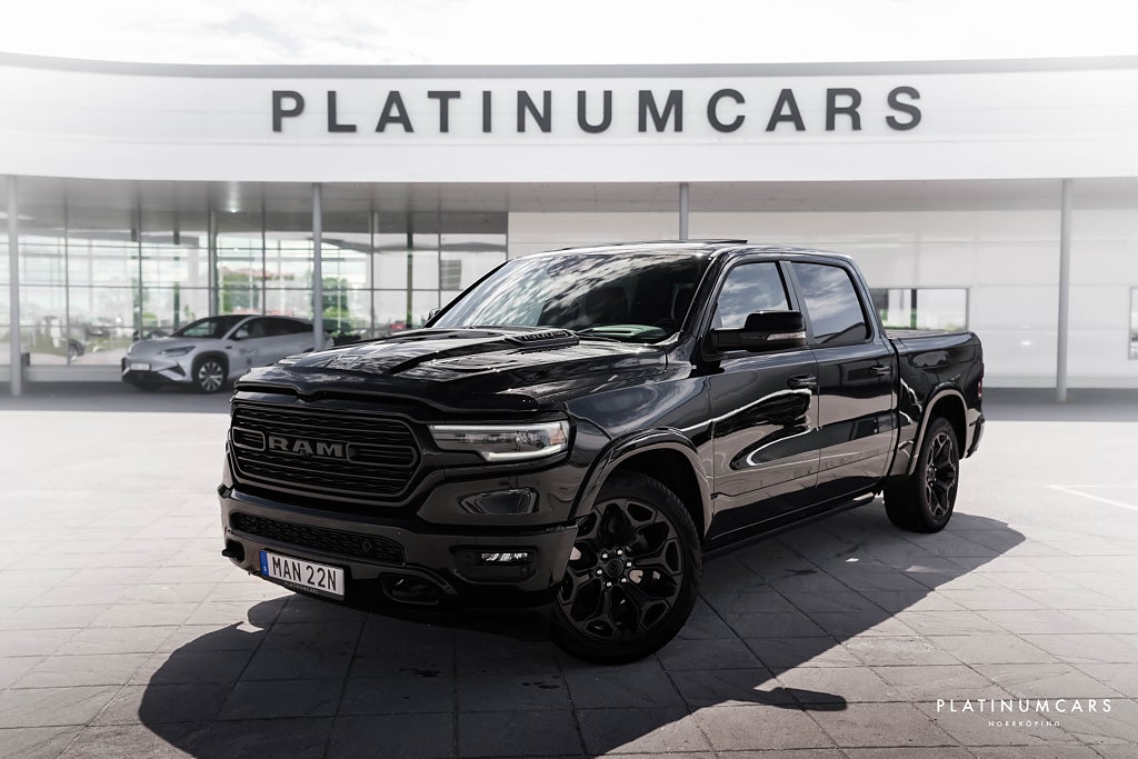 RAM 1500 Limited Night Rambox Tailgate V8 HEMI / LEASEBAR