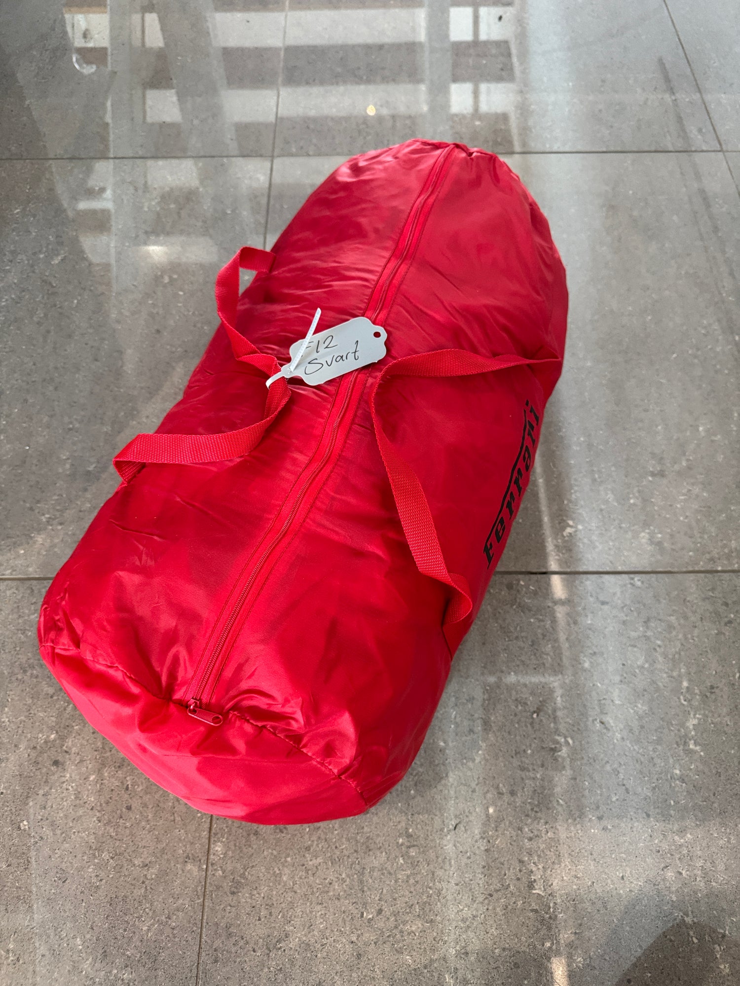 Överdrag till Ferrari F12