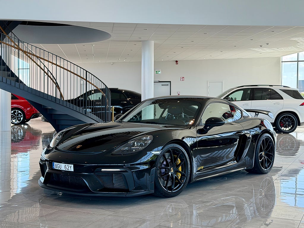 Porsche 718 Cayman GT4 PDK 420hk / PCCB / Milltek / Club-Sport Pkt