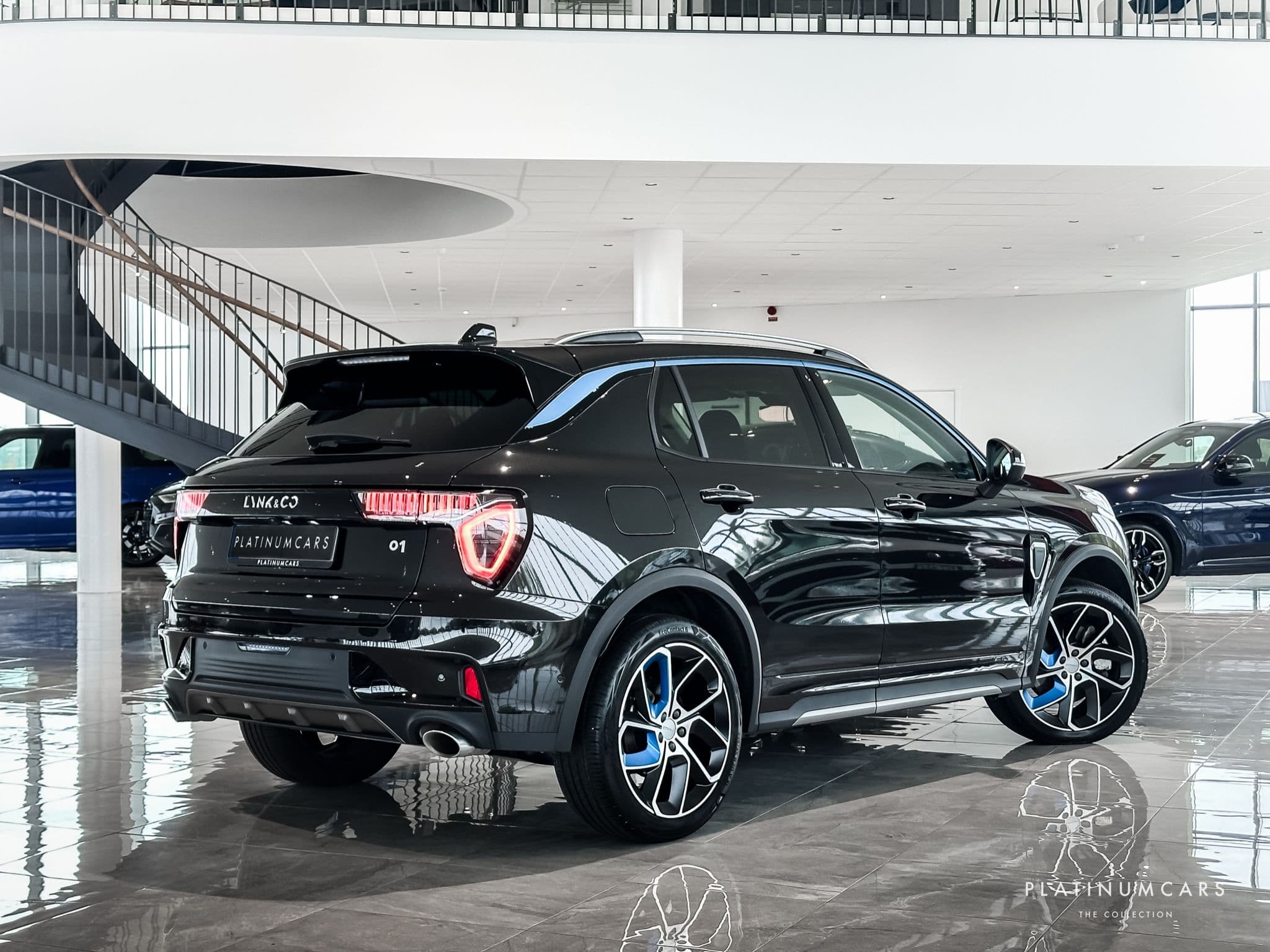 Lynk & Co 01 PHEV 261hk 2022 / LEASEBAR / Plug-in