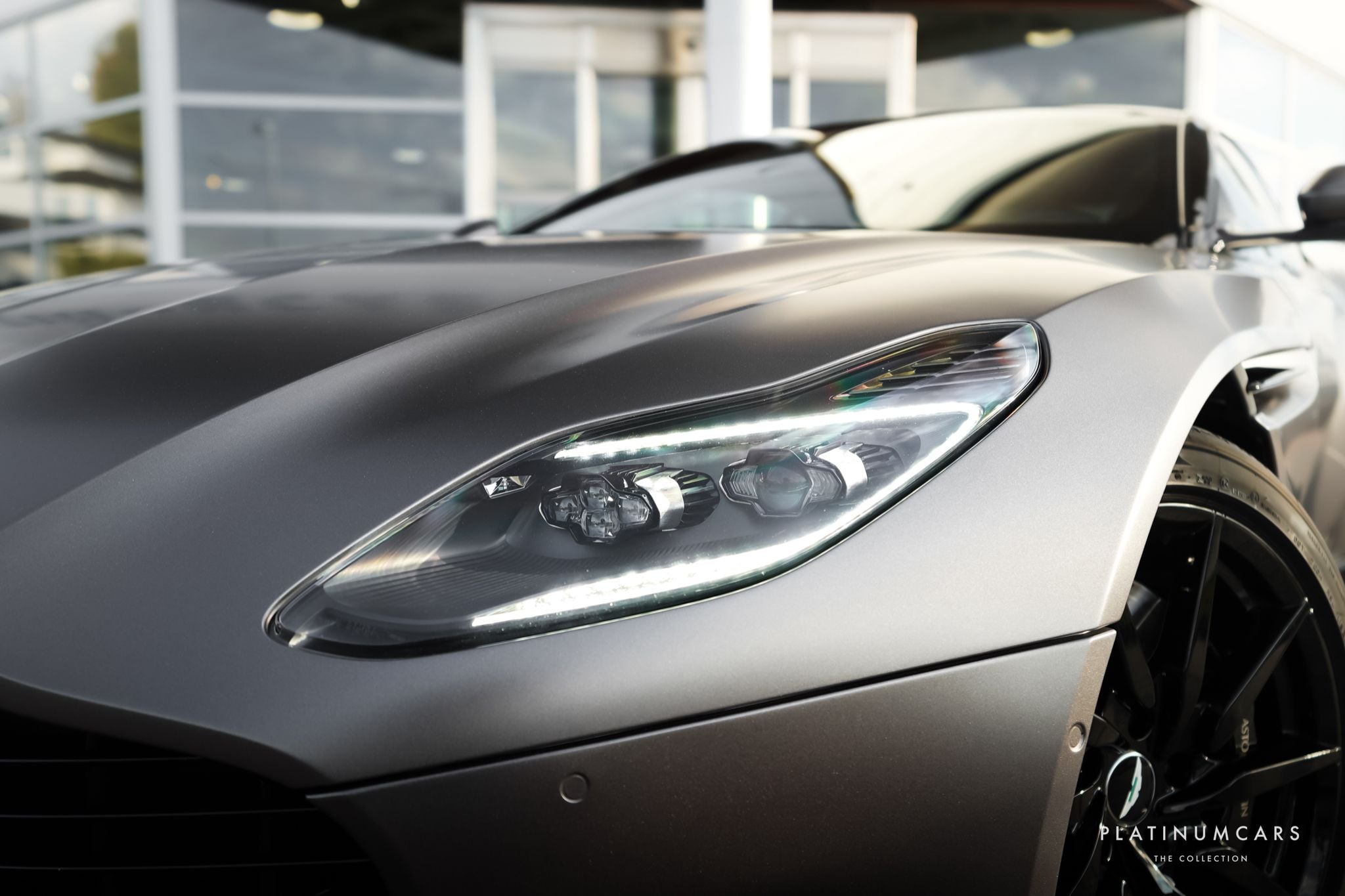 Aston Martin DB11