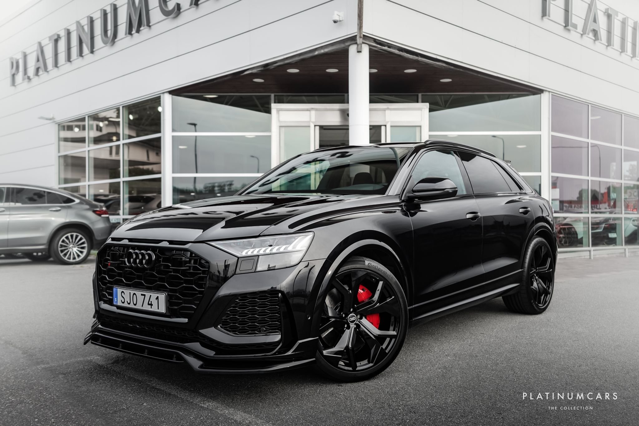 Audi RSQ8