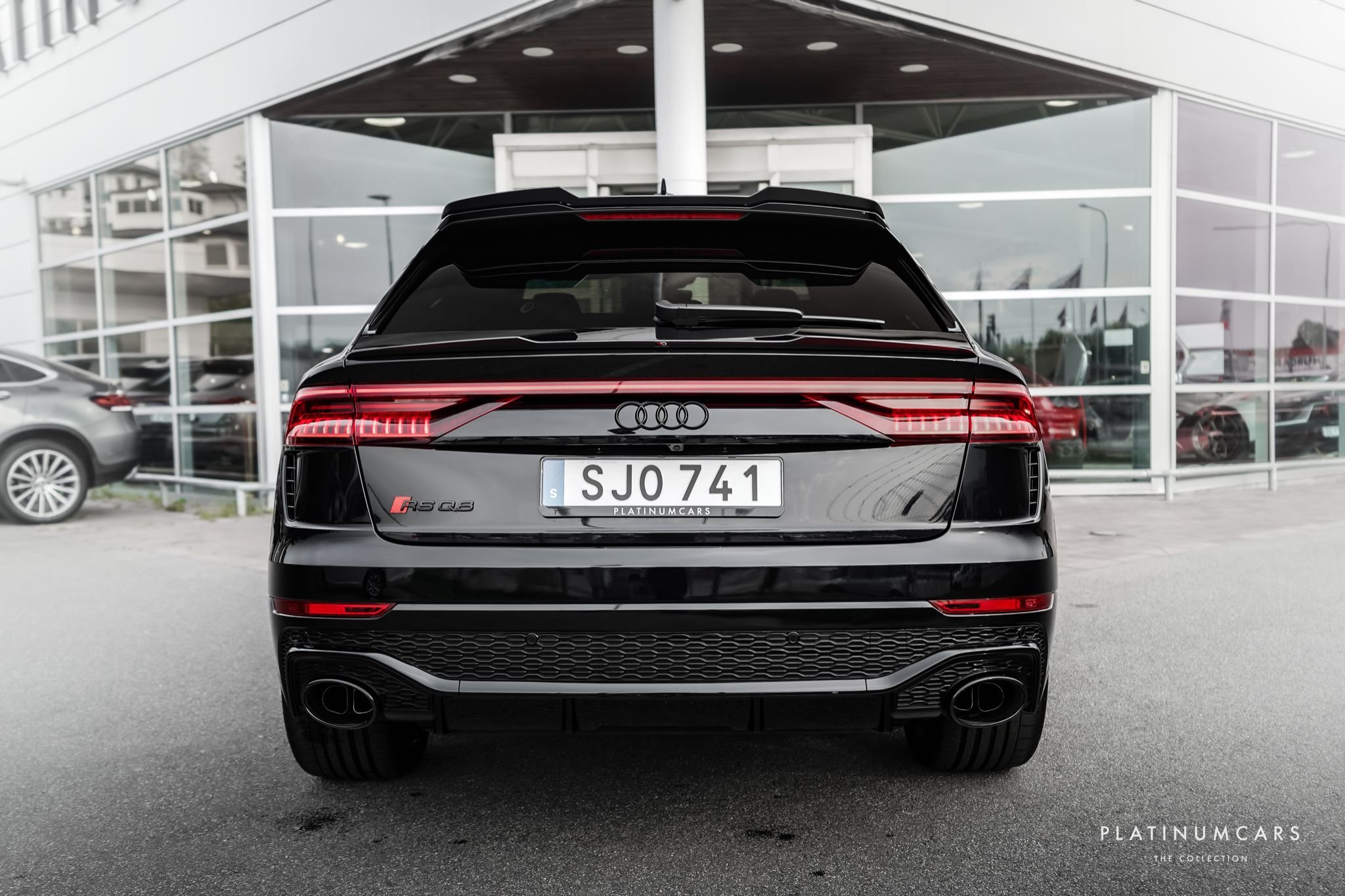 Audi RSQ8