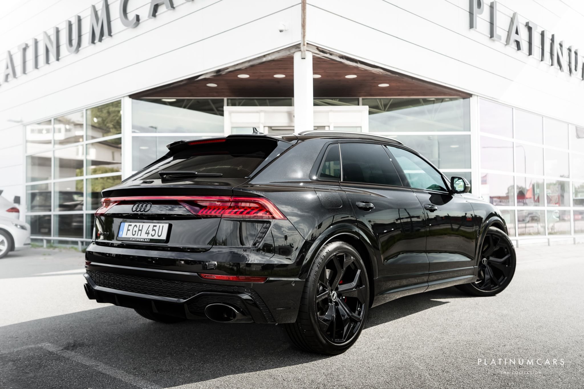 Audi RSQ8