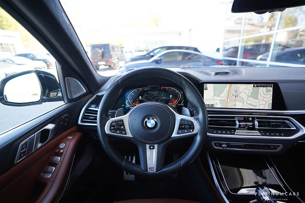 BMW X7 xDrive30d M Sport / Individual / B&W / Sky Lounge