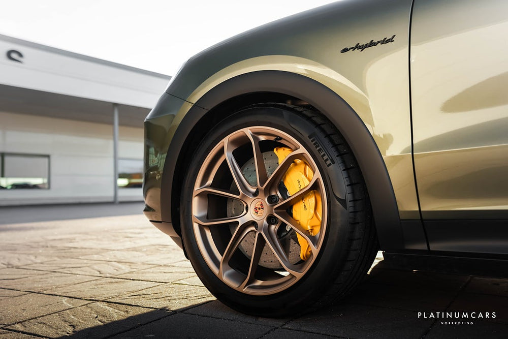 Porsche Cayenne Turbo GT E-hybrid Coupé 739hk / Sv.såld / PTS / LÅGA MIL