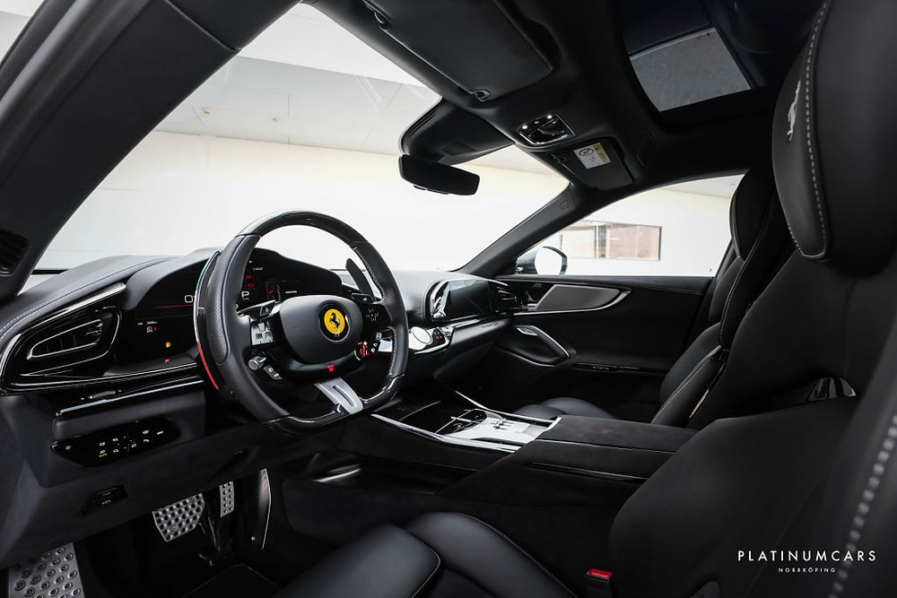 Ferrari Purosangue 6.5 V12 725hk / Kolfiber / Massage / Pano / LEDs