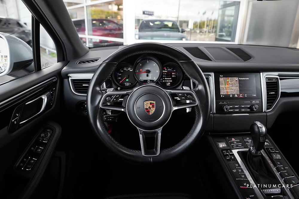 Porsche Macan S Diesel PDK 258hk / Sv.Såld / SportDesign / Pano