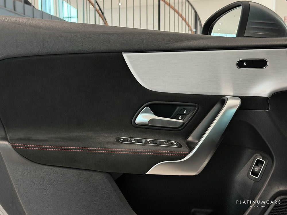 Mercedes-Benz A 220 Sedan AMG Line 190hk / CarPlay / Kamera