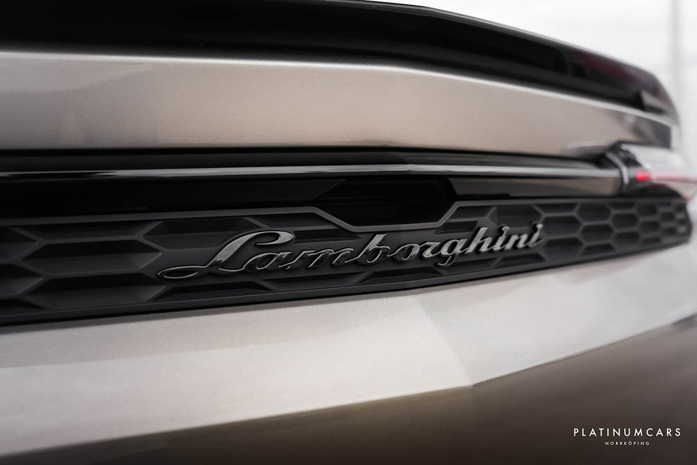 Lamborghini Urus SE 800hk / Ad Personam / LEASEBAR / Akrapovic