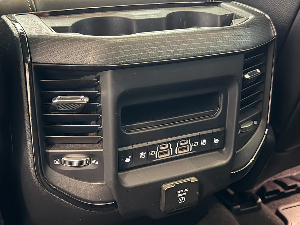 RAM 1500 Crew Cab 5.7 V8 HEMI 4x4 NIGHT / LIMITED / Sport Avgs