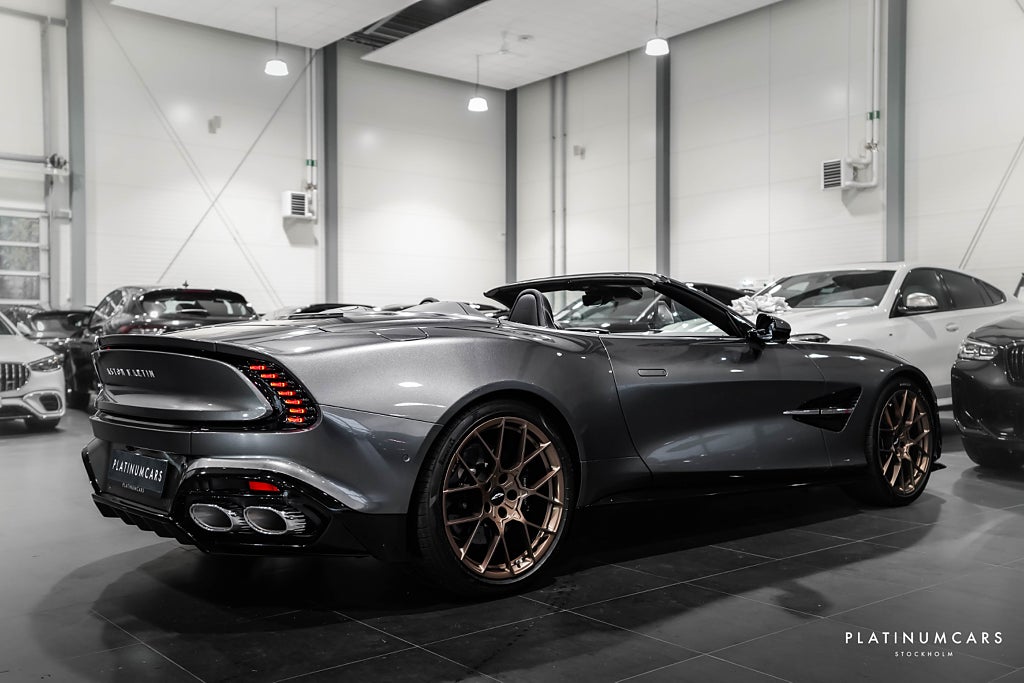 Aston Martin Vanquish Volante V12 835hk 2026