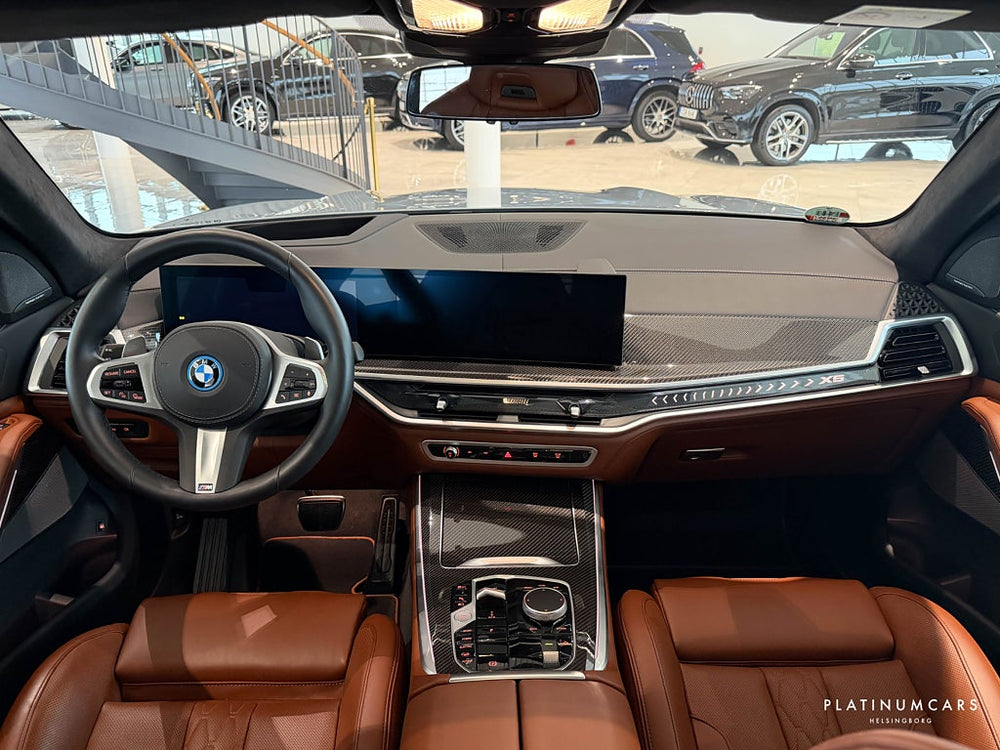 BMW X5 xDrive50e 490hk 2025 / M Sport Pro / Pano / H&K