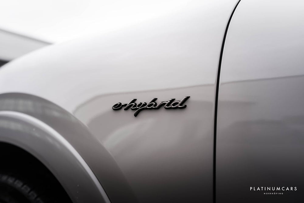 Porsche Cayenne E-Hybrid Coupé Platinum Edition 462hk / Sv.såld