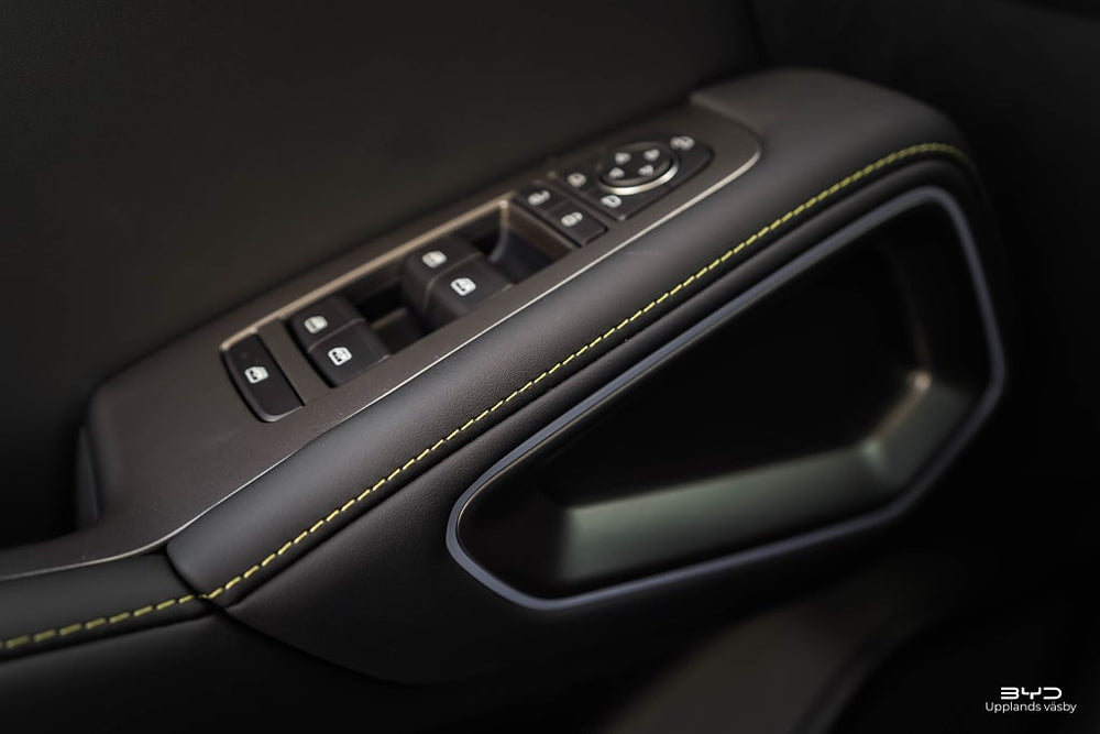 BYD Atto 2 DM-i Boost PHEV / 0,95% Ränta / LEASEBAR
