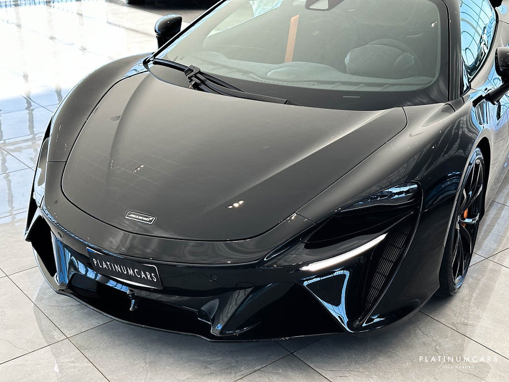 McLaren Artura 680hk / Sv.såld / Technology / B&W / Låga mil