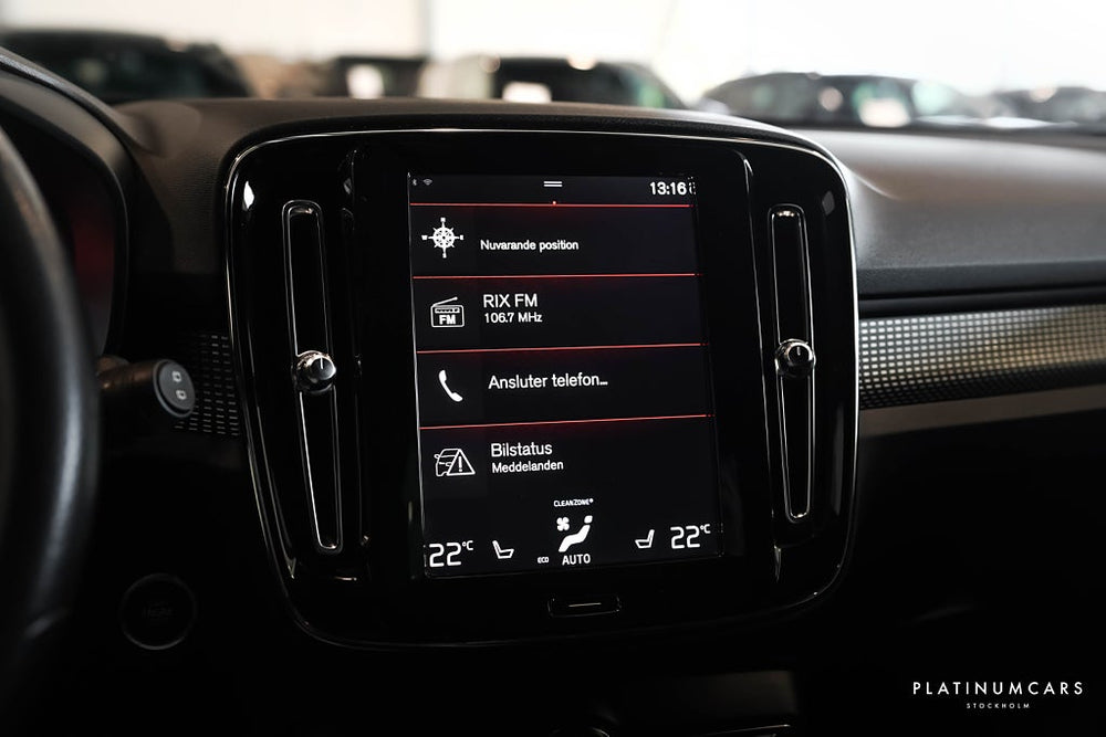 Volvo XC40 T5 Recharge R-Design / LEASEBAR / Värmare / Dragkrok