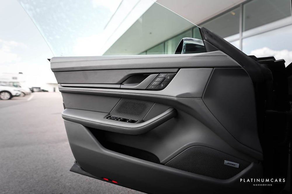 Porsche Taycan 4S Cross Turismo 2025 / BOSE / HUD / Pano / SPEC