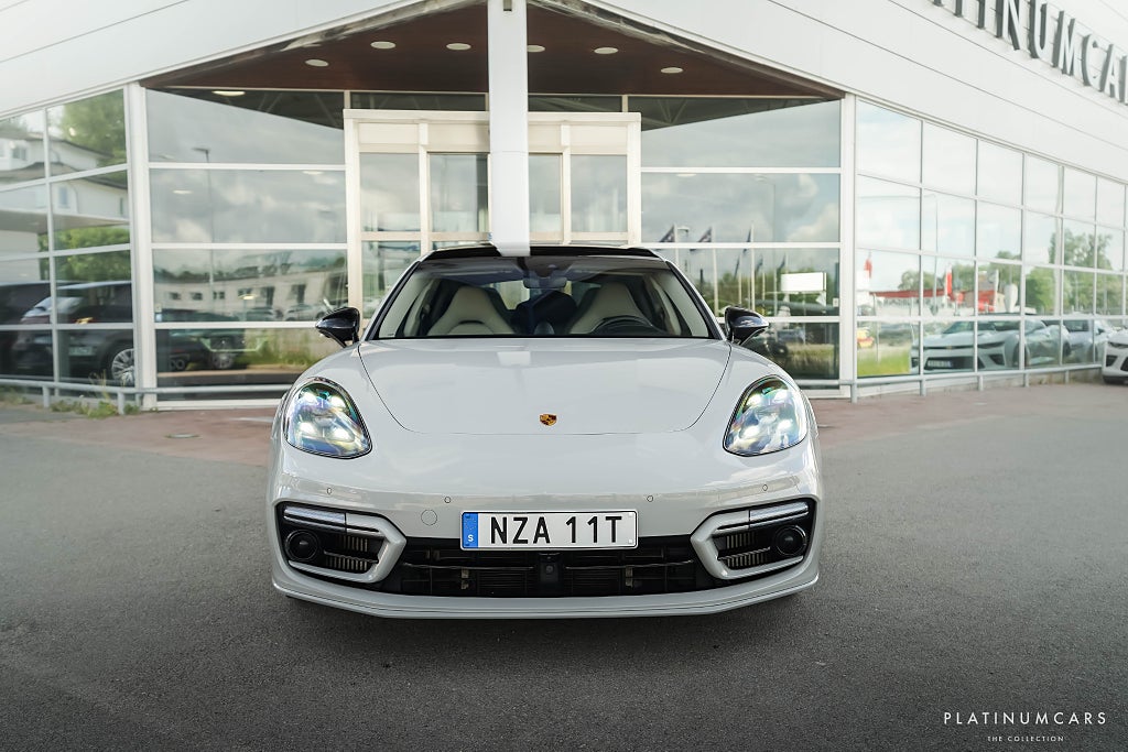 Porsche Panamera 4S E-Hybrid PDK 560HK / SportDesign / 18-vägs / SE SPEC
