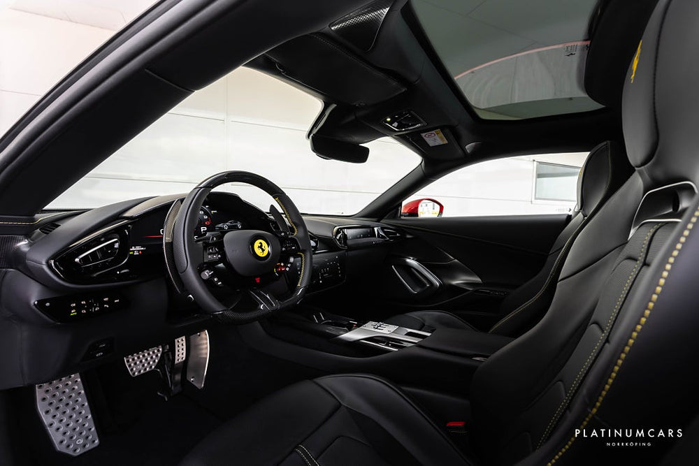 Ferrari 12Cilindri 2026 / ROSSO MAGMA / V12 / CARBON / PANORAMA / LEASEBAR