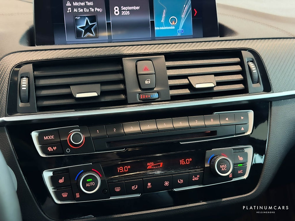 BMW M240I xDrive Coupé 340hk / Sv.såld / Innovation / H&K