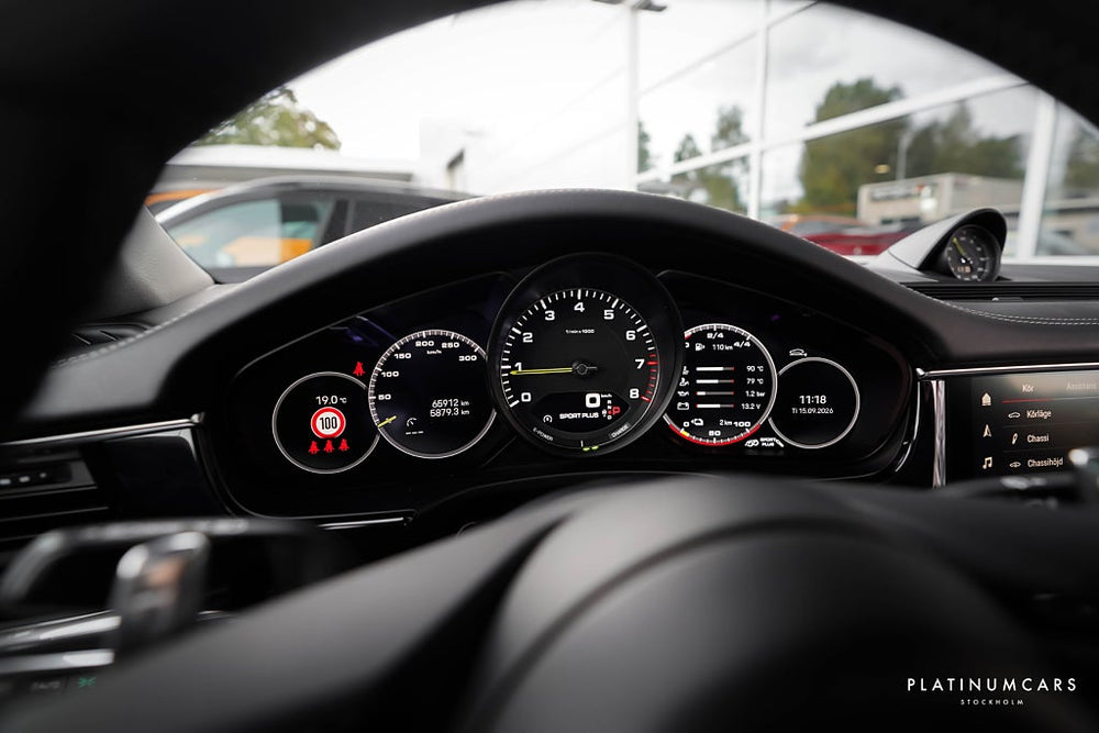 Porsche Panamera 4 E-Hybrid Sport Turismo / LEASEBAR / SE SPEC!