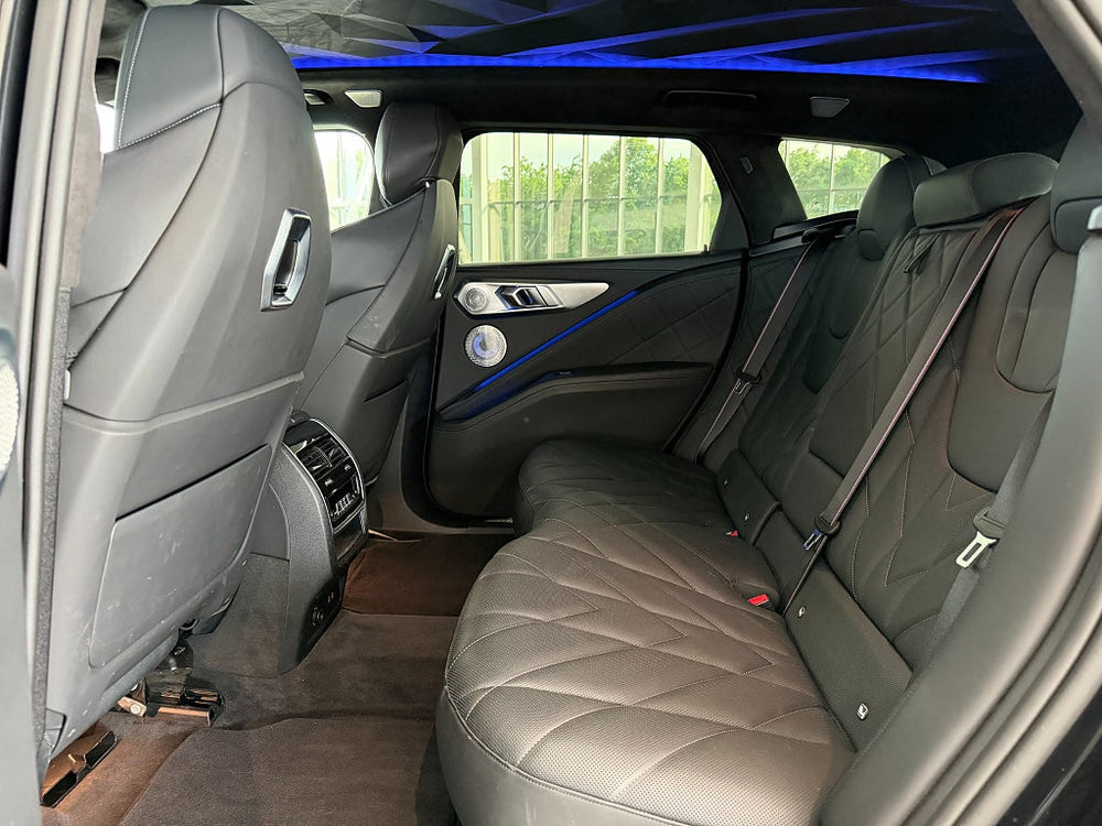 BMW XM xDrive 653hk / B&W / Connected Prof / 360° / Navi / HUD