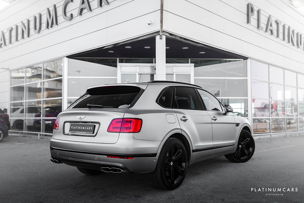 Bentley Bentayga Hybrid Blackline / Mulliner / Naim / Kolfiber