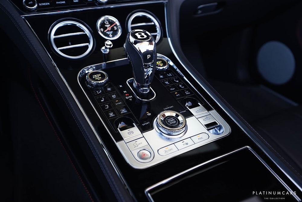 Bentley Continental GTC 4.0 V8 549hk / Kolfiber / Sv.Såld / Massage