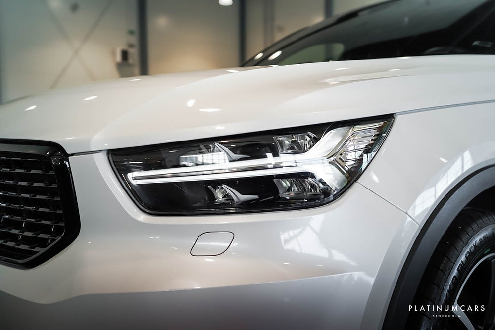 Volvo XC40 B4 AWD R-Design / LEASEBAR / H&K / Dragkrok