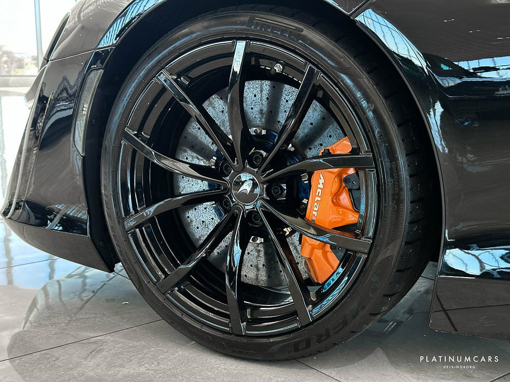 McLaren Artura 680hk / Sv.såld / Technology / B&W / Låga mil