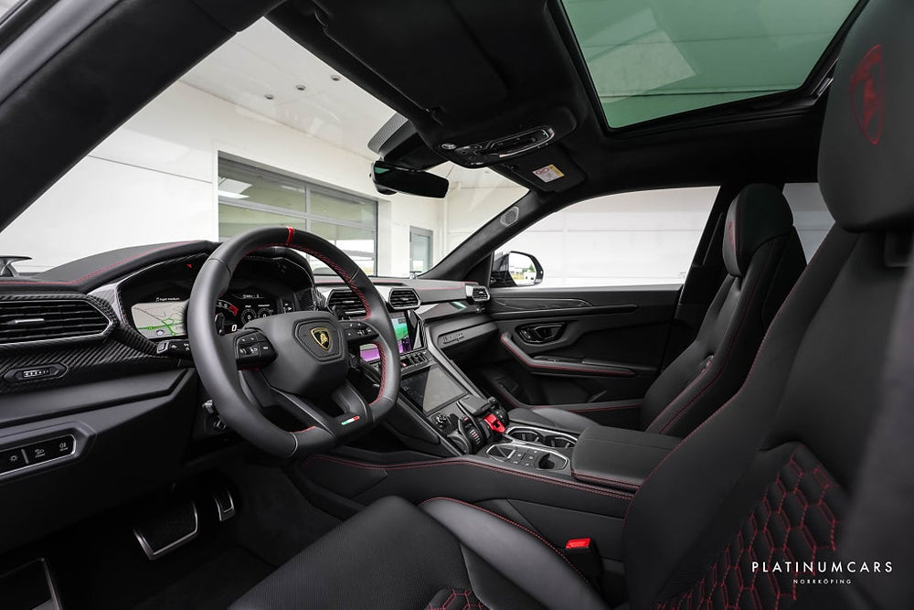Lamborghini Urus S 666hk 2024 / Sv.såld / Style / Dark / B&O
