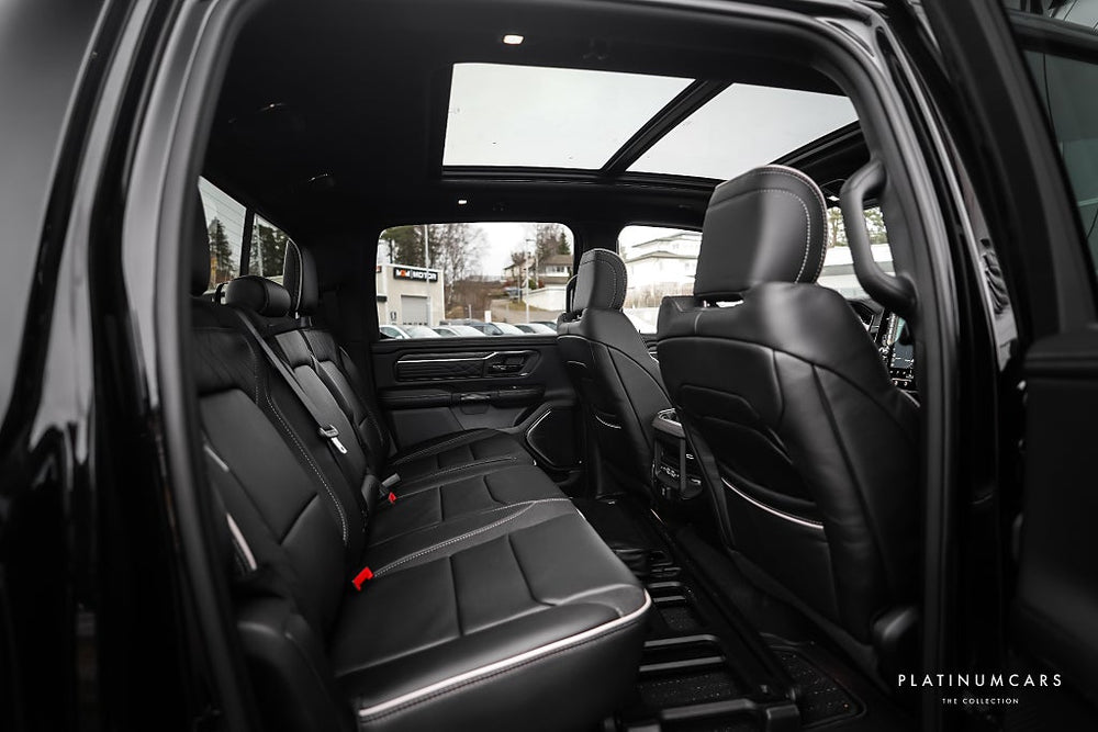 RAM 1500 Limited Rambox Night 2025 / OMG LEV /LEASEBAR