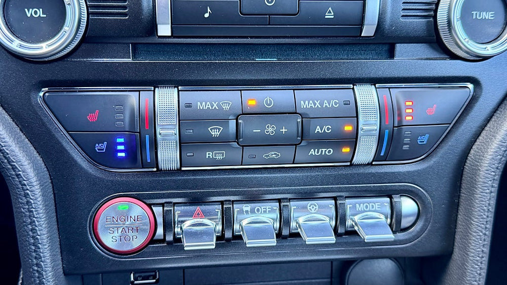 Ford Mustang GT 5.0 V8 450hk Performance Pack / B&O / Låga mil