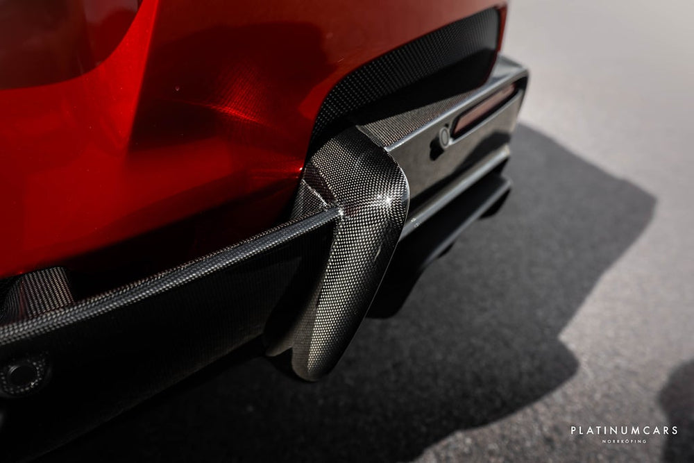 Ferrari 12Cilindri 2026 / ROSSO MAGMA / V12 / CARBON / PANORAMA / LEASEBAR