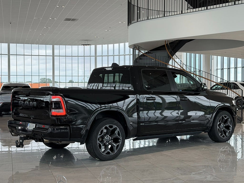 RAM 1500 Crew Cab 5.7 V8 HEMI 4x4 NIGHT / LIMITED / Sport Avgs