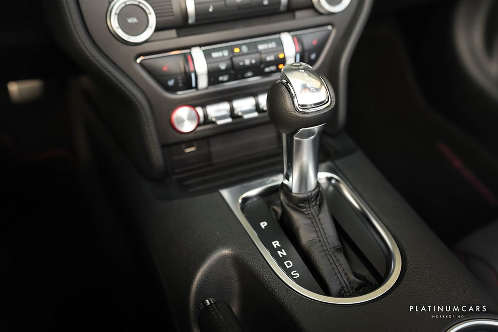 Ford Mustang GT / CS V8 Cab California Special / UNIK