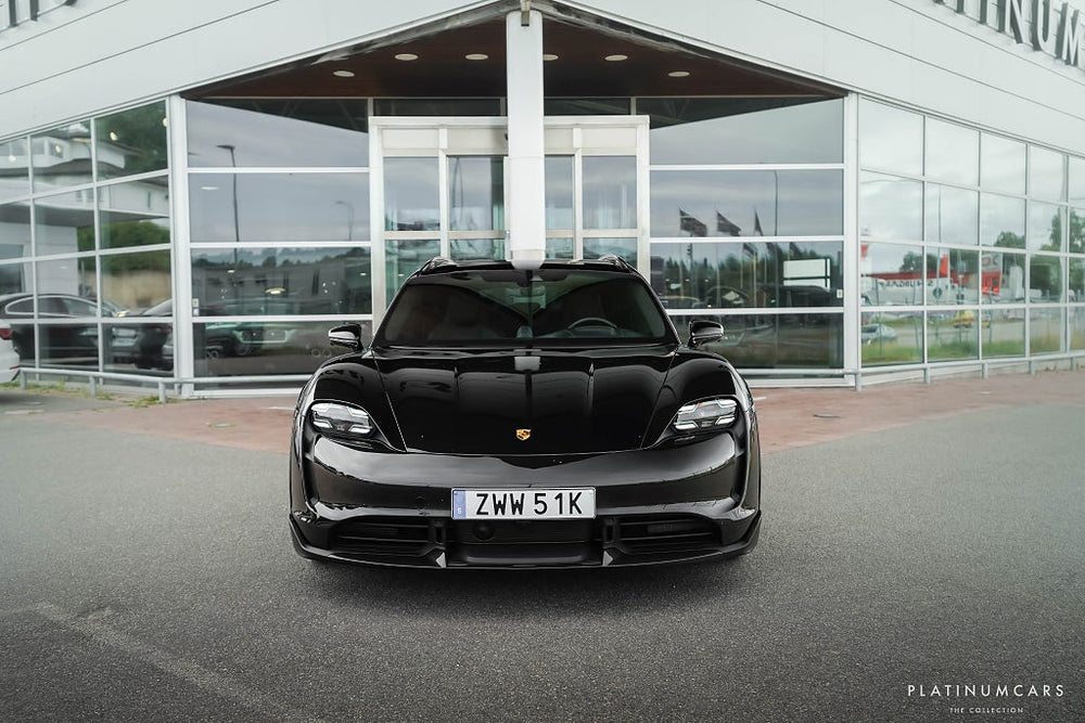 Porsche Taycan Turbo S Cross Turismo 761hk / 18-vägs / Kolfiber