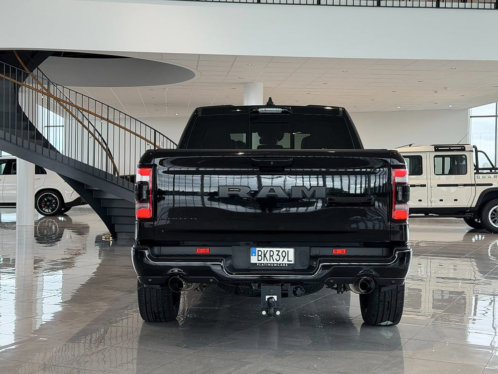 RAM 1500 Crew Cab 5.7 V8 HEMI 4x4 NIGHT / LIMITED / Sport Avgs