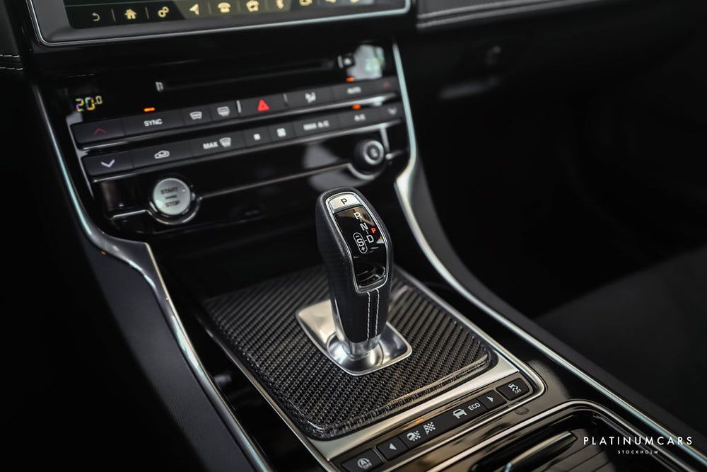 Jaguar XE SV Project 8 600hk / 1 av 300 / UNIK / Låga mil