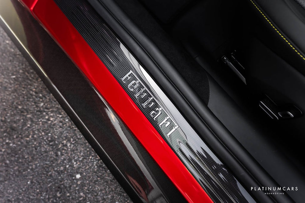 Ferrari 12Cilindri 2026 / ROSSO MAGMA / V12 / CARBON / PANORAMA / LEASEBAR