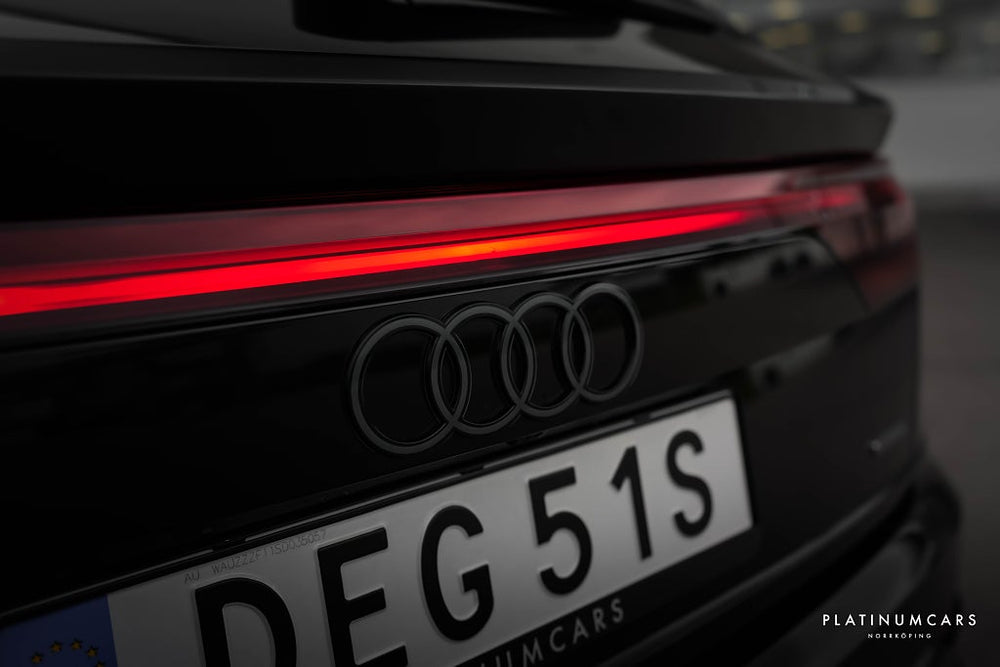 Audi Q8 60 TFSI e Q 490hk 2025 / Sv.såld / Selection / SPEC