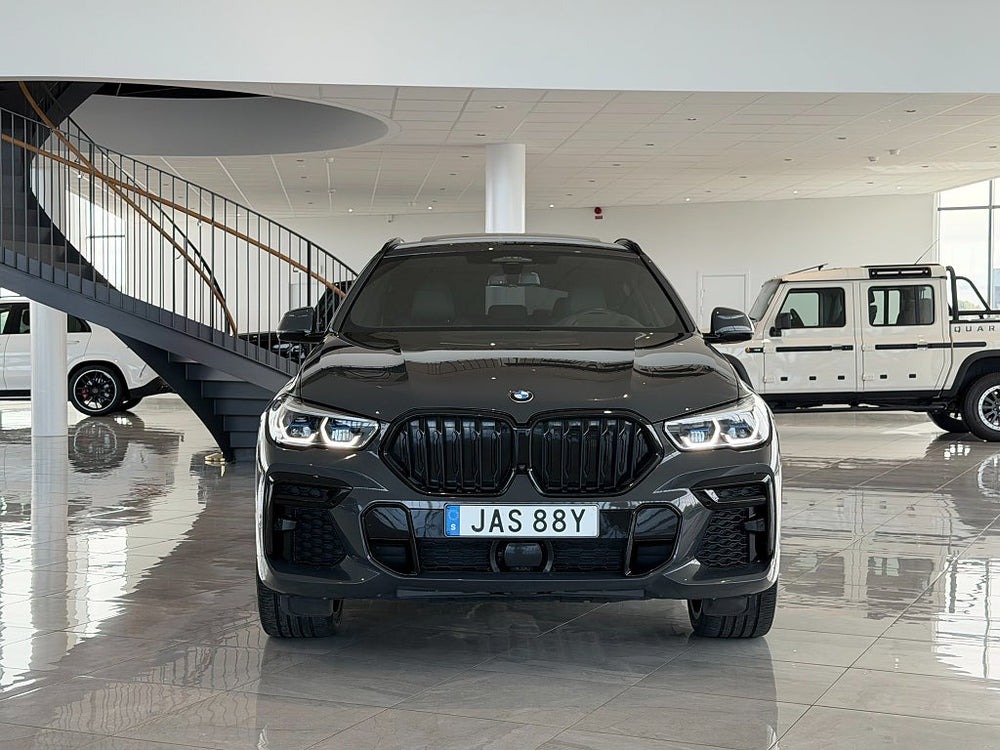 BMW X6 xDrive30d M Sport 286hk / Laser / Pano / H&K / SE SPEC