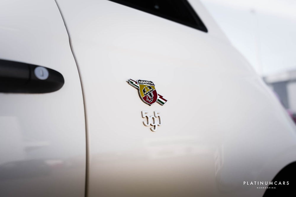 Abarth 595C 1.4 T-JET Competizione Cab Manuell 180hk